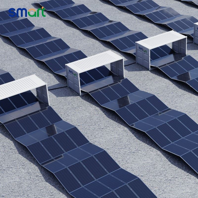 Mobile solar container